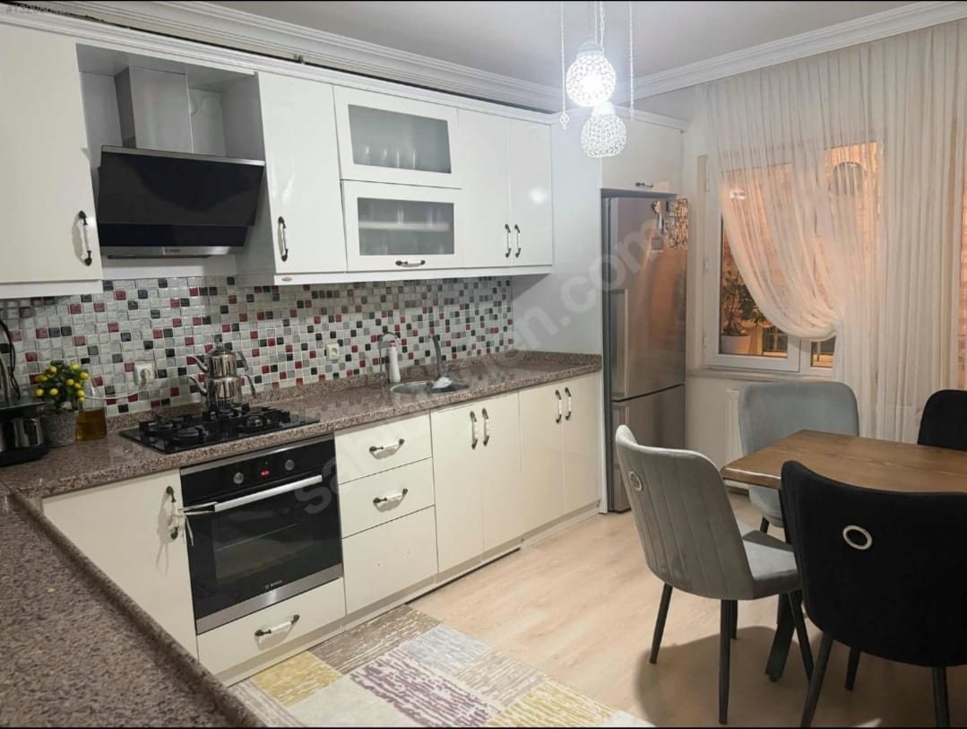 TEKİNOĞLU EMLAKTAN SATILIK KIMÇAK CAMİSİ CİVARI 3+1 ARA KAT DAİRE