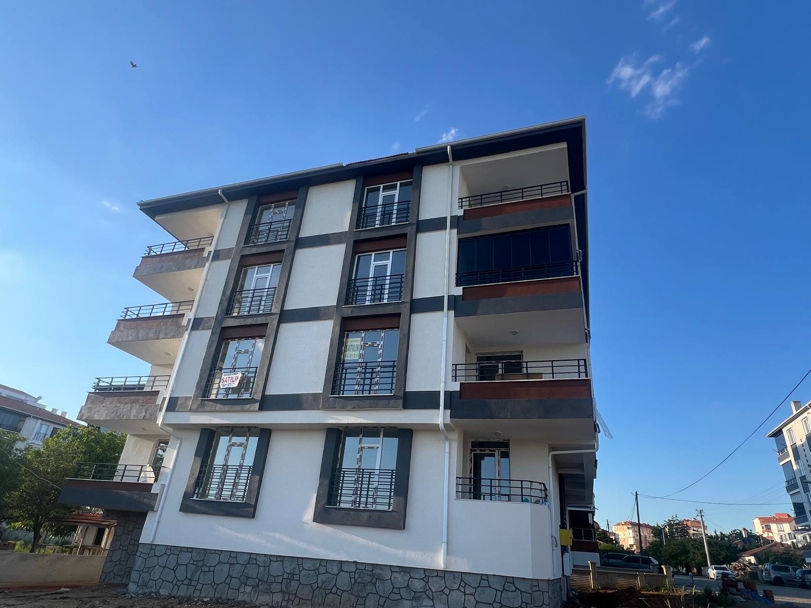 TEKİNOĞLU EMLAKTAN SATILIK 3+1 YENİCE MAHALLESİNDE DAİRE