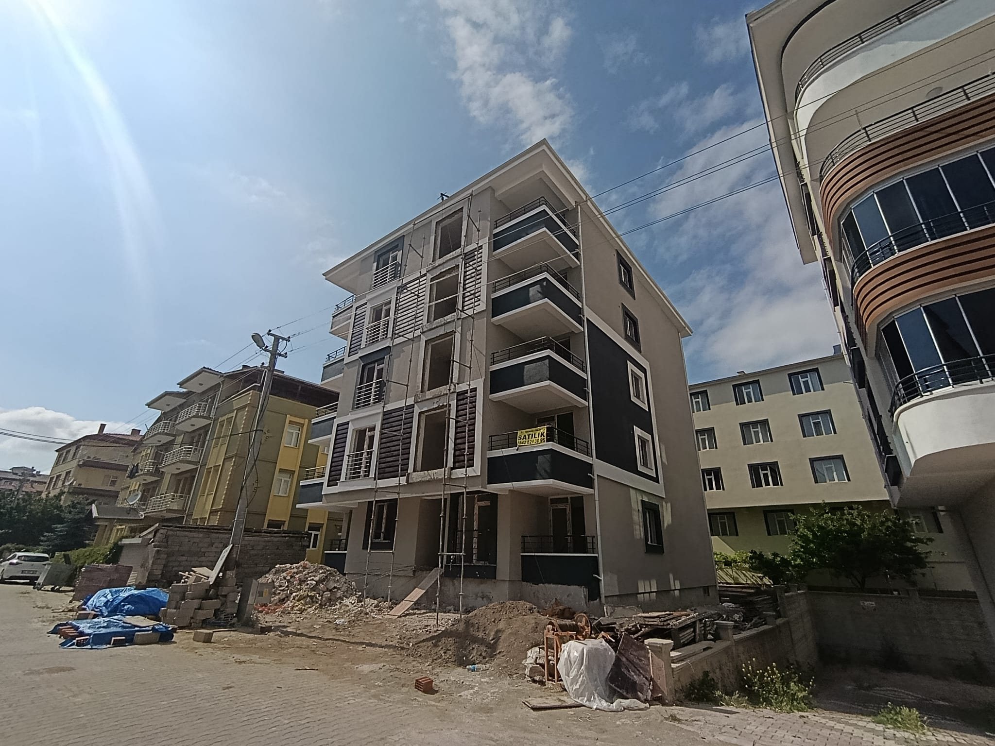 TEKİNOĞLU EMLAKTAN SATILIK 2+1 DAİRE KAYABAŞI MAH.