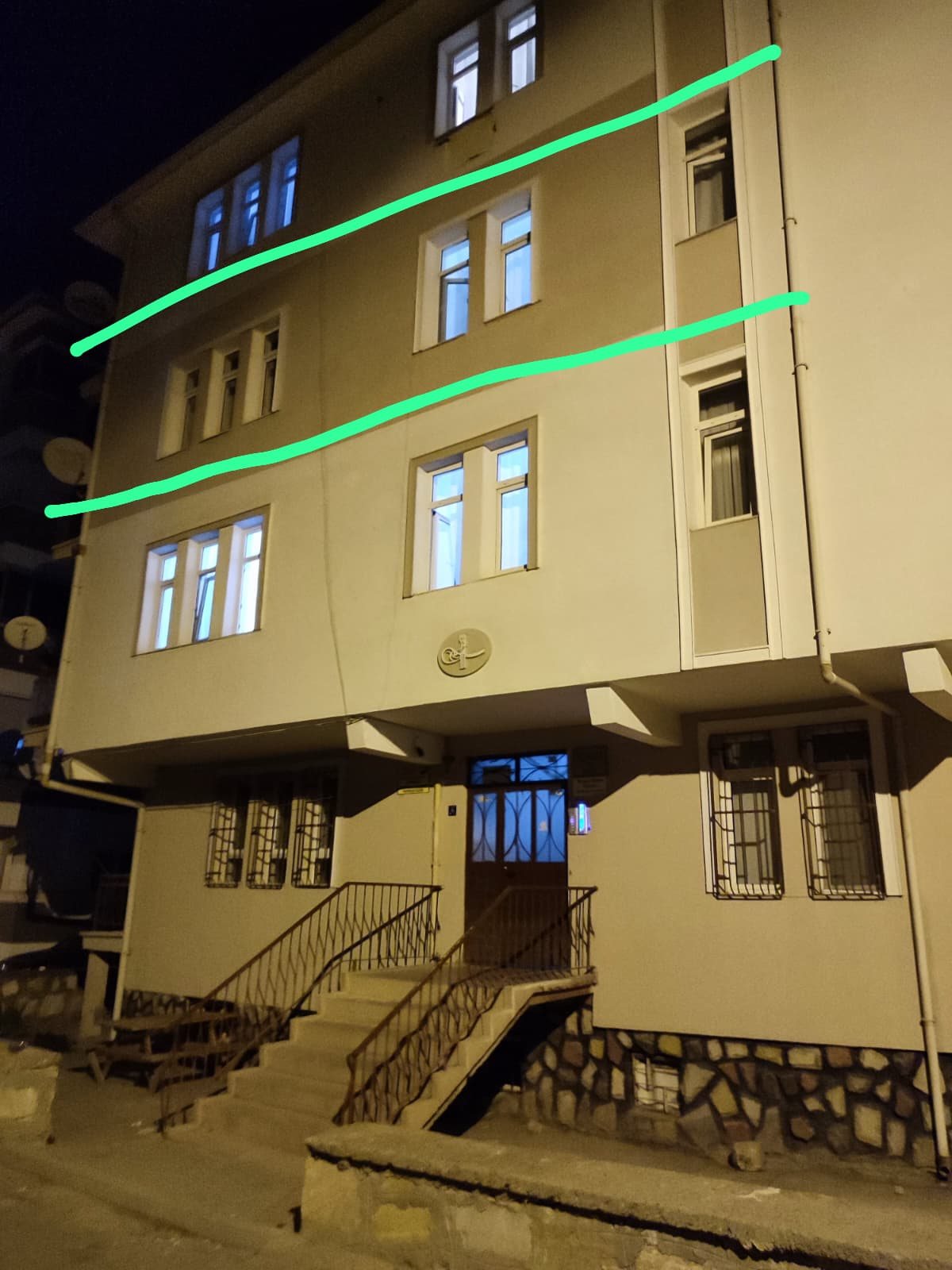 TEKİNOĞLU EMLAKTAN KİRALIK 3+1 EŞYALI DAİRE MEDRESE MAH.